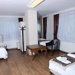 Camlica Tower Hotel *