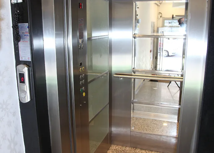 Camlica Tower Ξενοδοχείο *