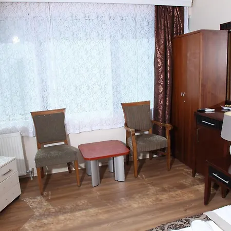 Camlica Tower Hotel *