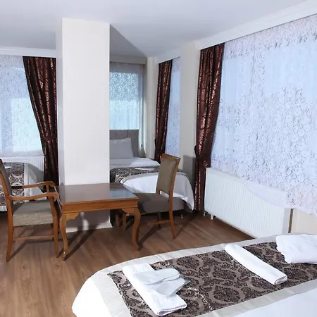 Camlica Tower Hotel *