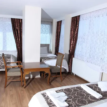 Camlica Tower Hotel *