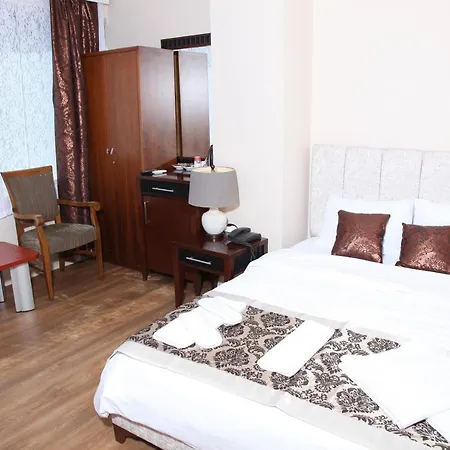 Hotel Camlica Tower *