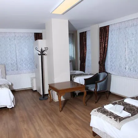 Camlica Tower Hotel *